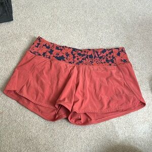 Lululemon Speed Up High-Rise Lined
Short 4”